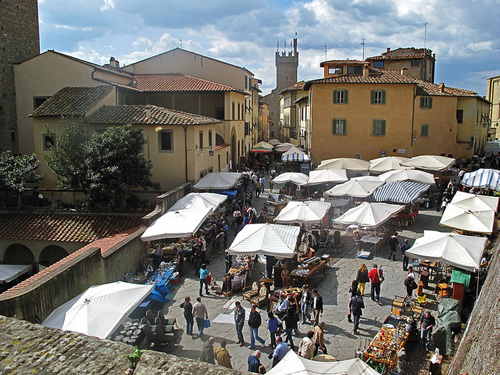 arezzo-market